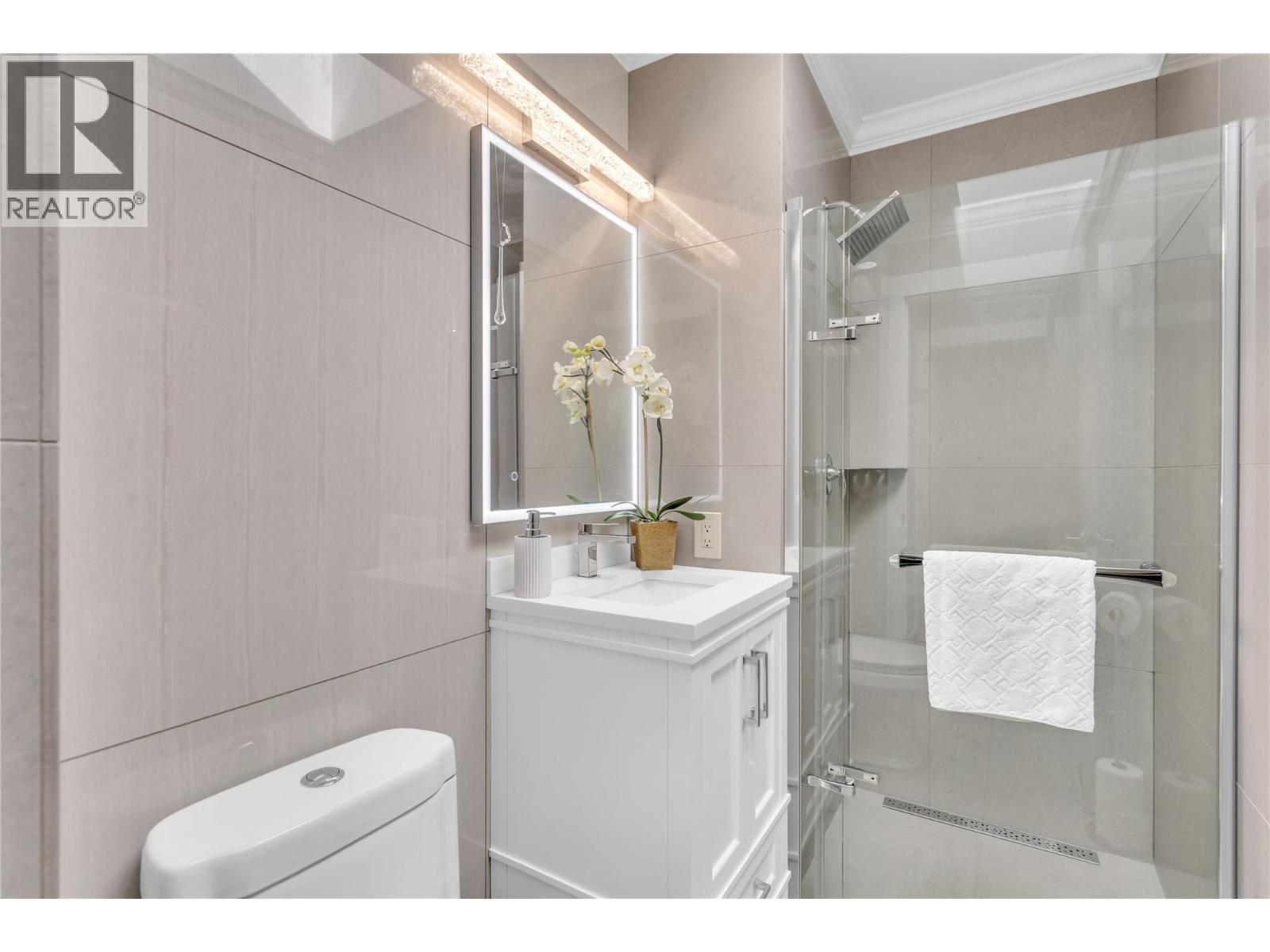 4325 Takla Road, Kelowna, British Columbia  V1W 3C4 - Photo 33 - 10398360