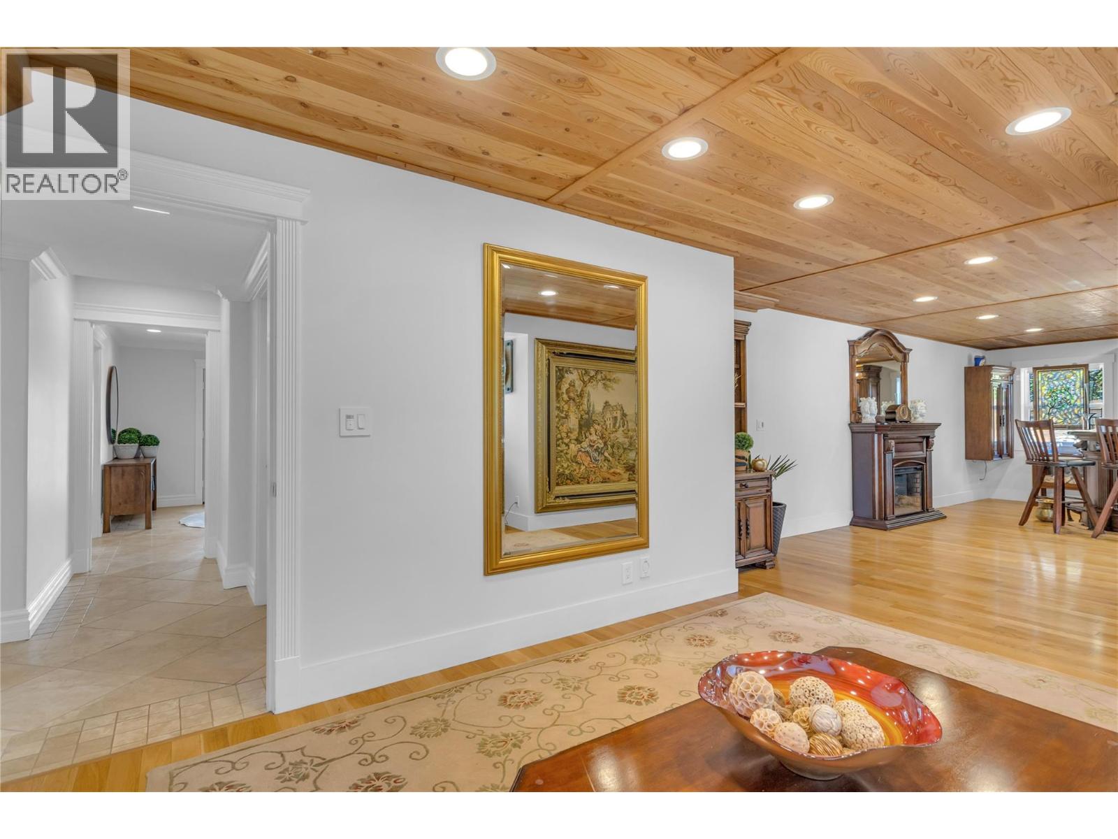 4325 Takla Road, Kelowna, British Columbia  V1W 3C4 - Photo 43 - 10398360
