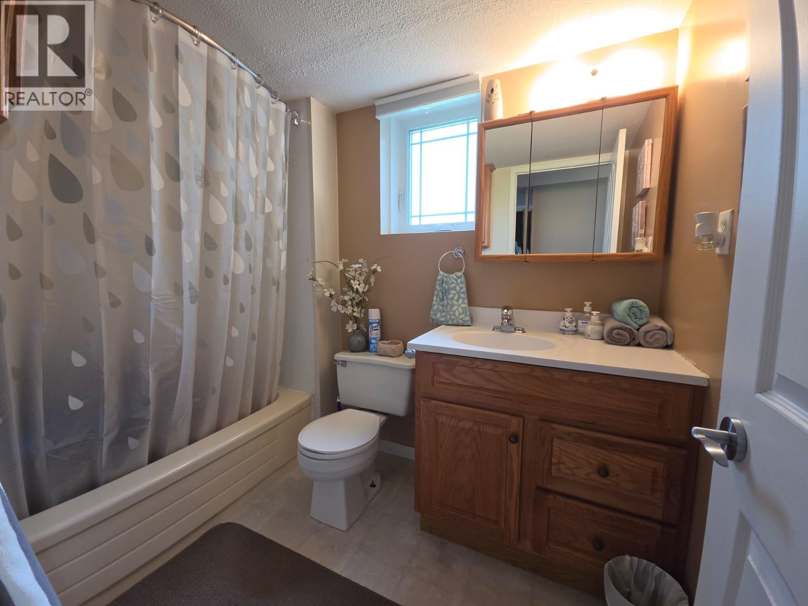 144 Chamberlain Crescent, Tumbler Ridge, British Columbia  V0C 2W0 - Photo 59 - 10398353