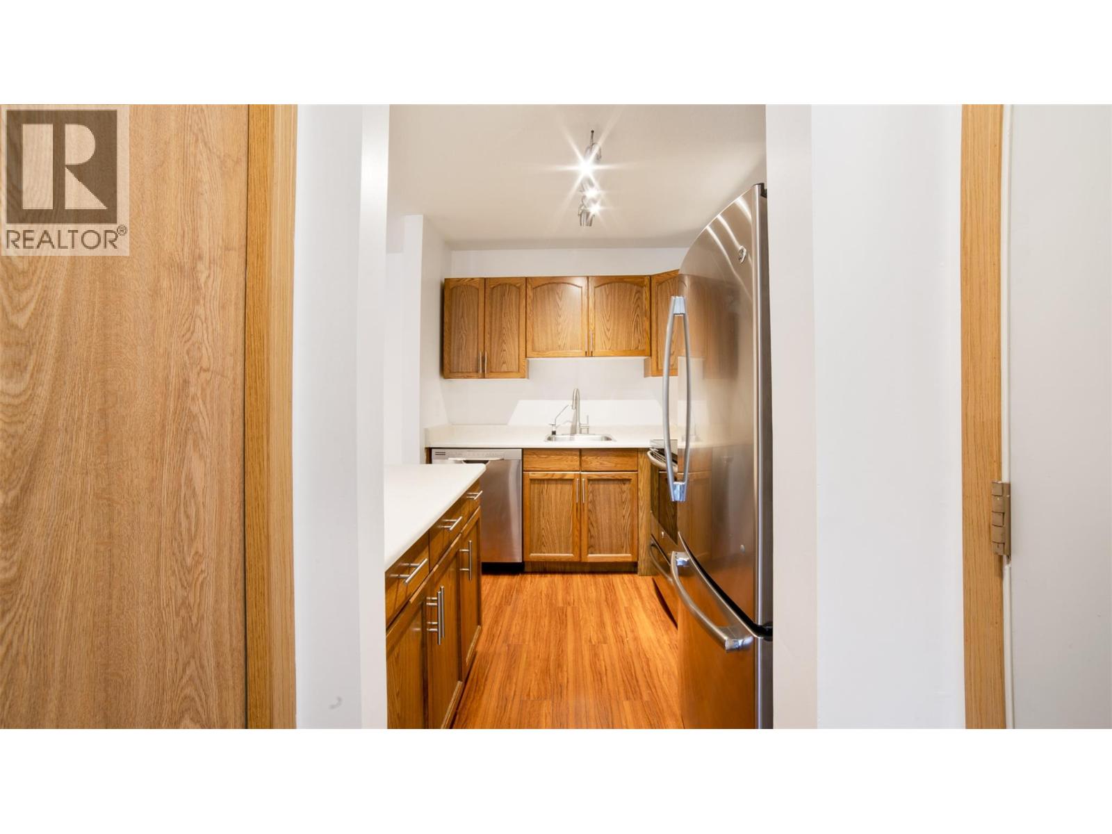 735 Cook Road Unit# 208d, Kelowna, British Columbia  V1W 3G6 - Photo 8 - 10398493