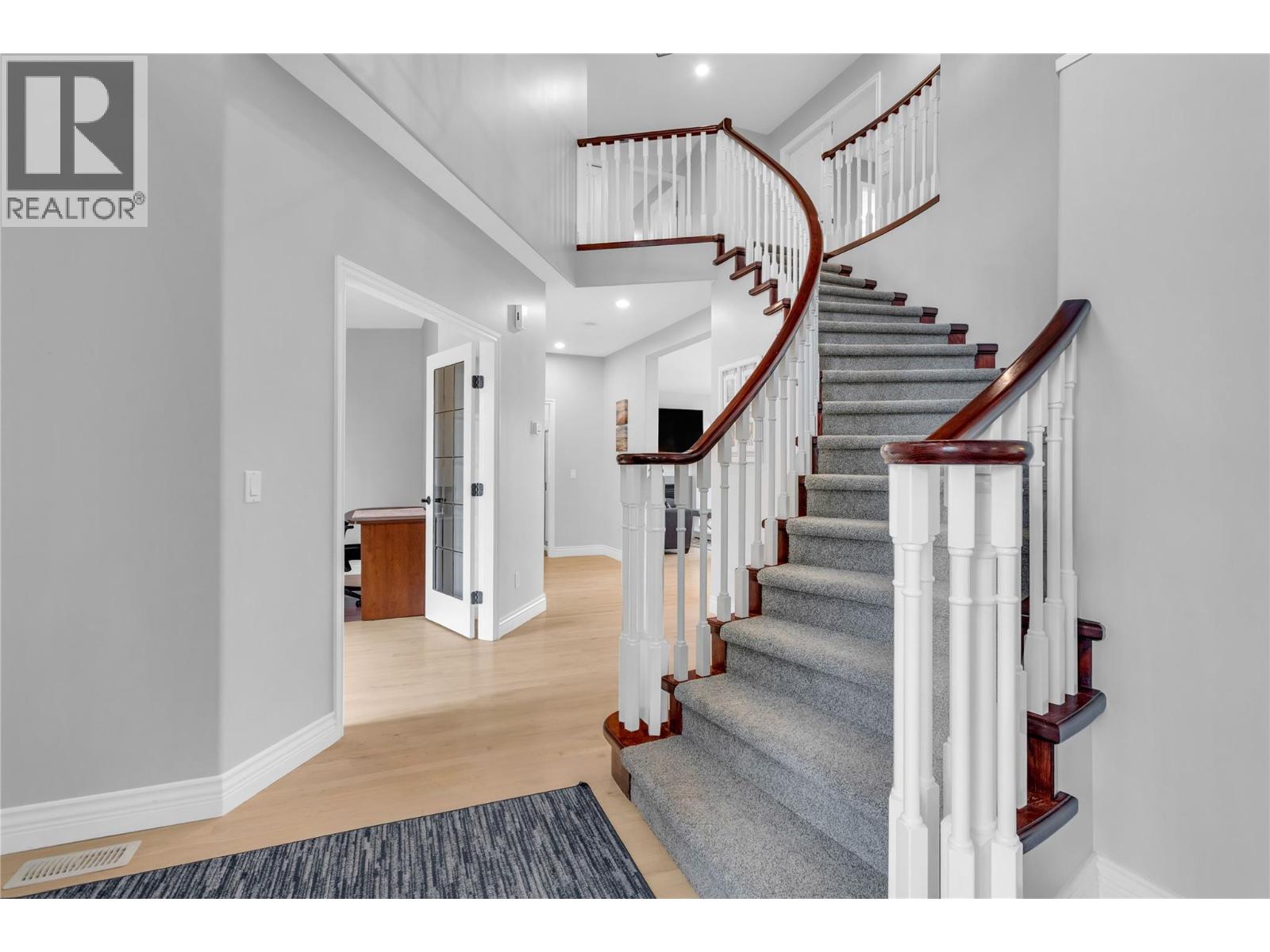 2177 Breckenridge Court, Kelowna, British Columbia  V1V 1W2 - Photo 7 - 10398384
