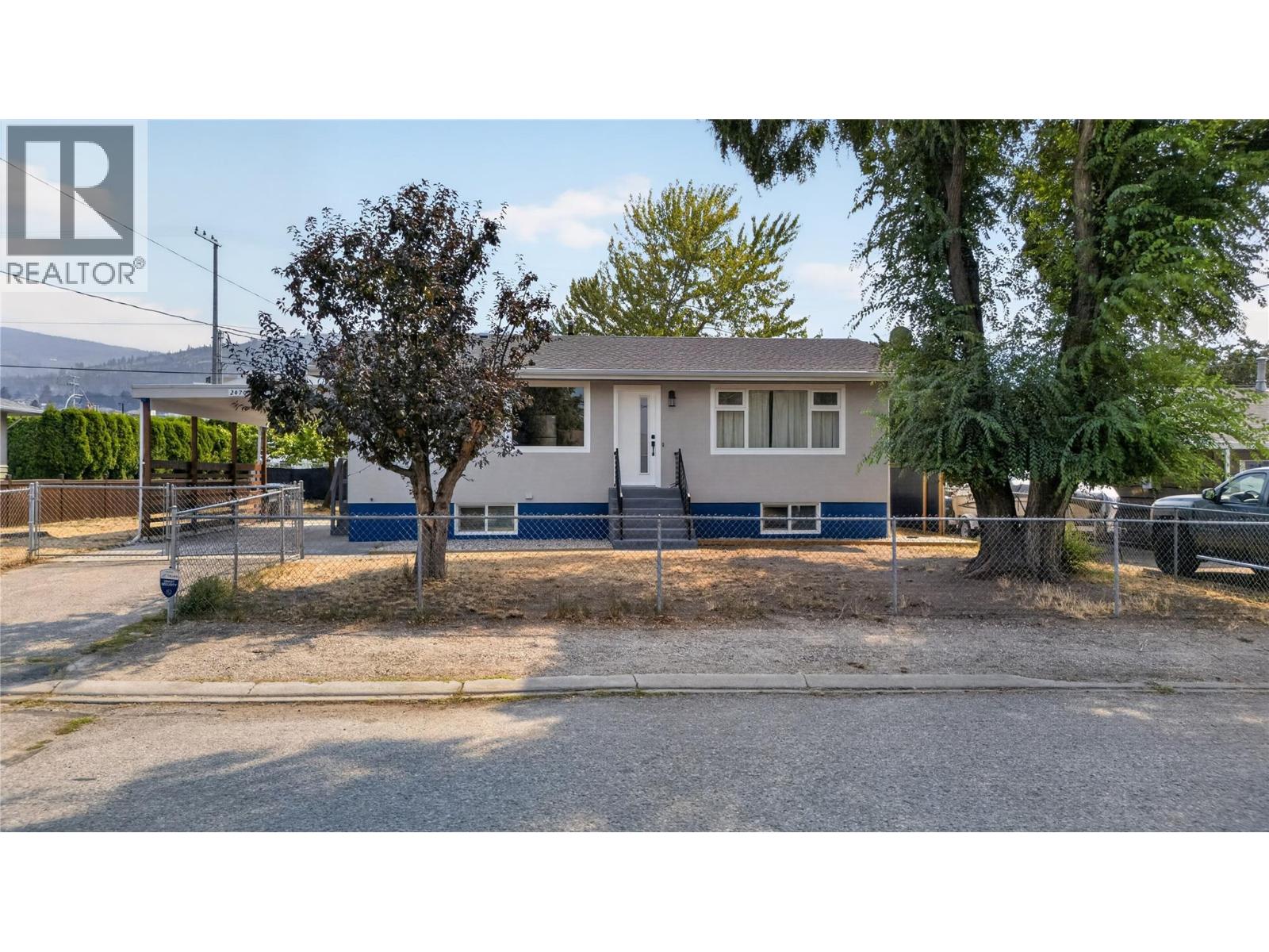 2470 Mckenzie Street, Penticton, British Columbia  V2A 6H7 - Photo 1 - 10398288