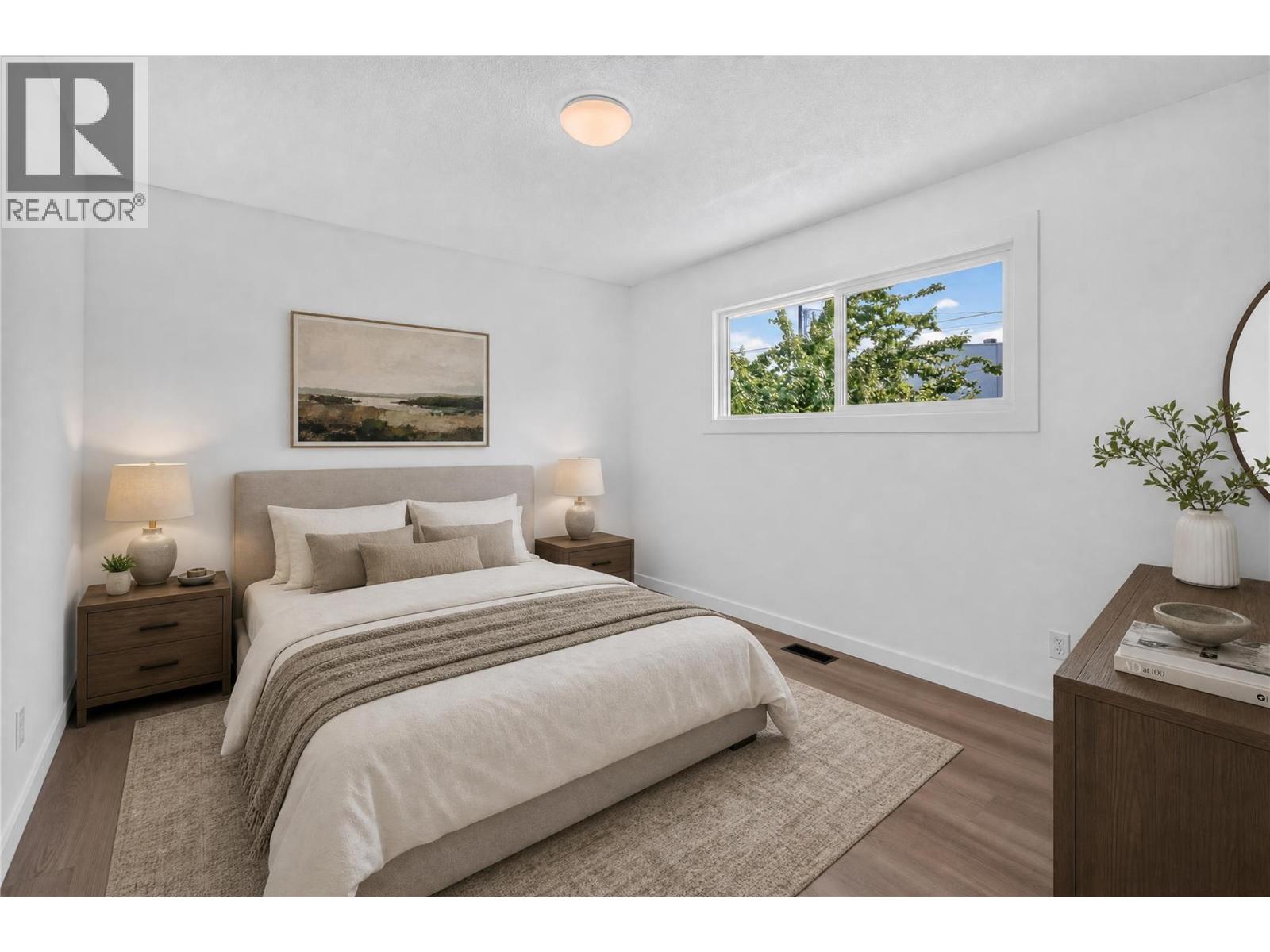 2470 Mckenzie Street, Penticton, British Columbia  V2A 6H7 - Photo 12 - 10398288