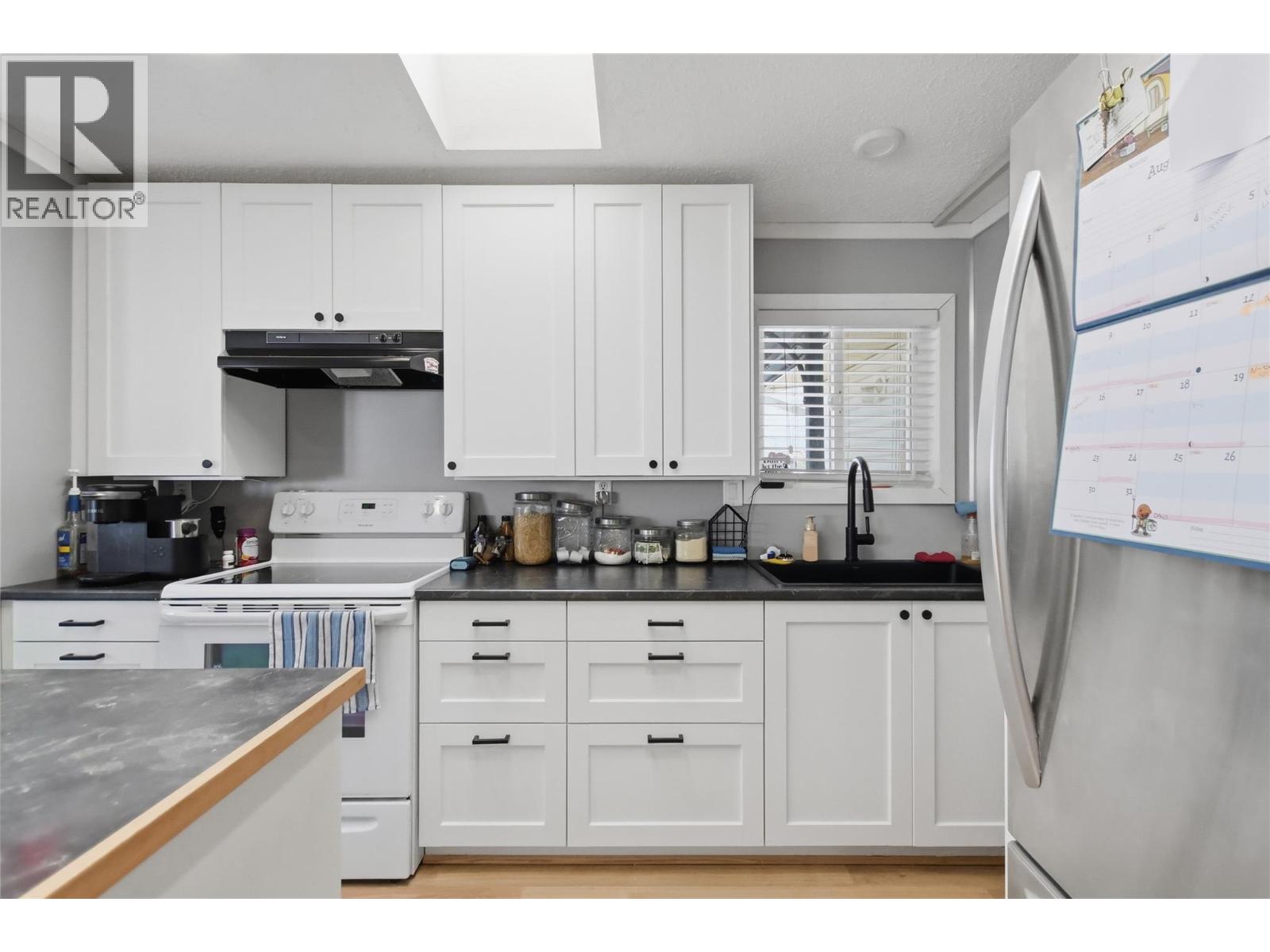 240 G & M Road Unit# 12, Kamloops, British Columbia  V2H 1A4 - Photo 7 - 10398139