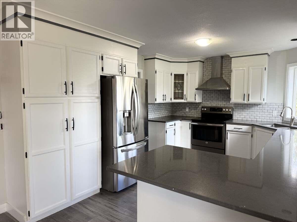 877 Springside Court, Kelowna, British Columbia  V1W 3L8 - Photo 21 - 10398507