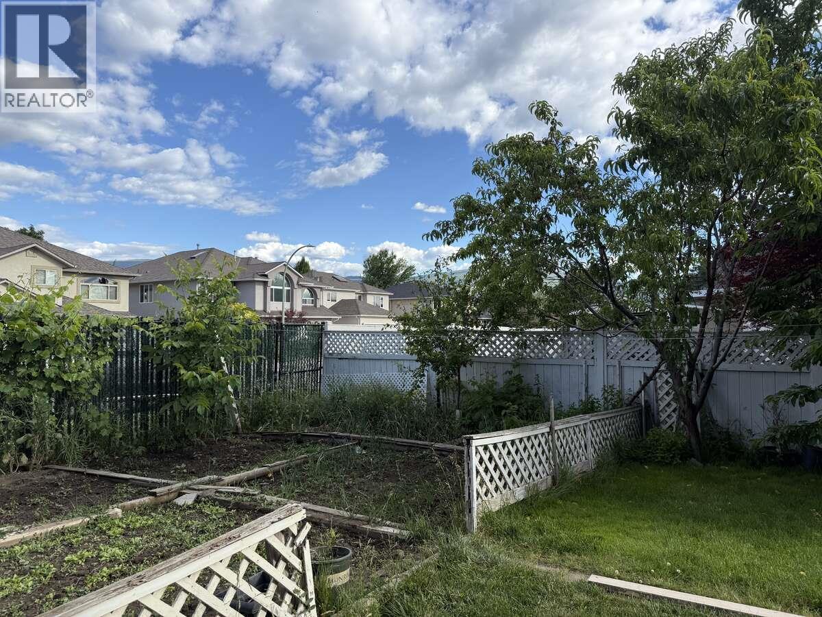 877 Springside Court, Kelowna, British Columbia  V1W 3L8 - Photo 43 - 10398507