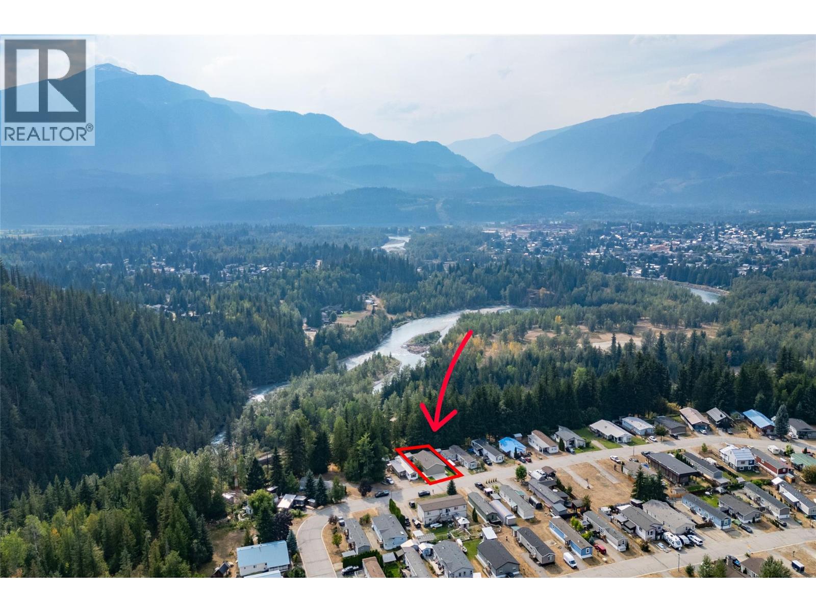 16 Johnson Way, Revelstoke, British Columbia  V0E 2S1 - Photo 4 - 10398494