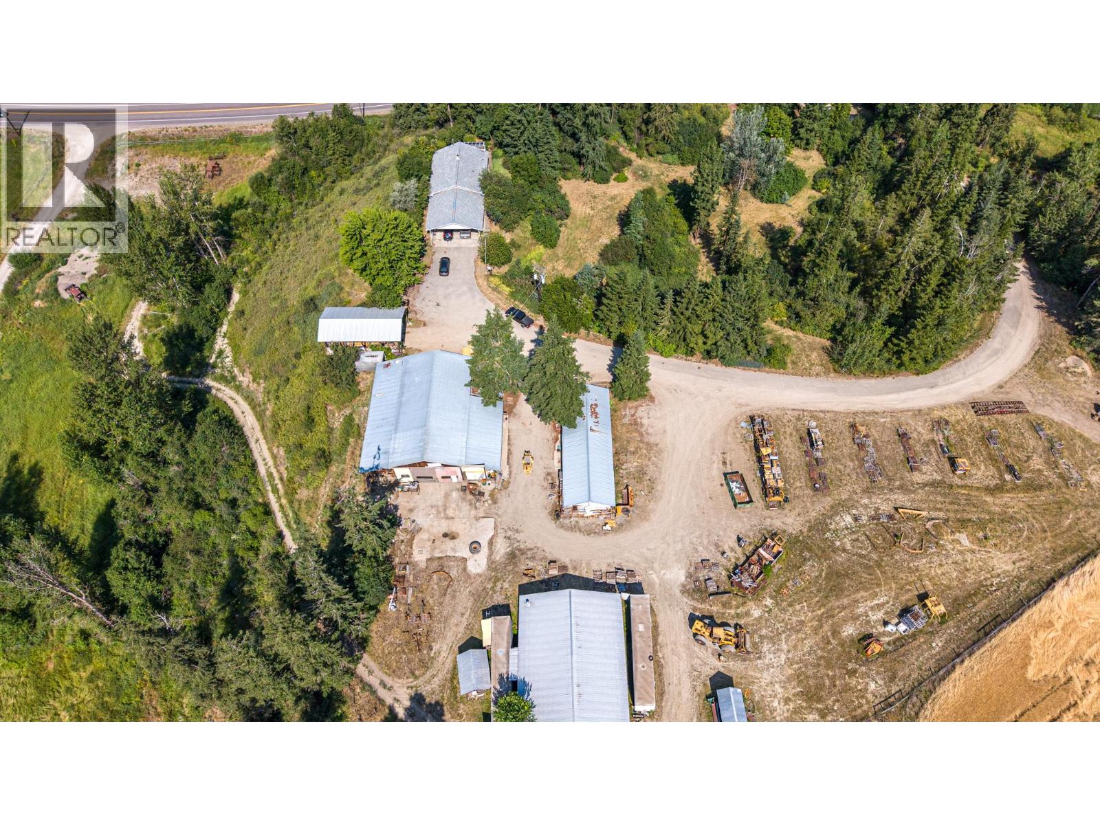 4274 97a Highway, Spallumcheen, British Columbia  V4Y 0S4 - Photo 1 - 10398463