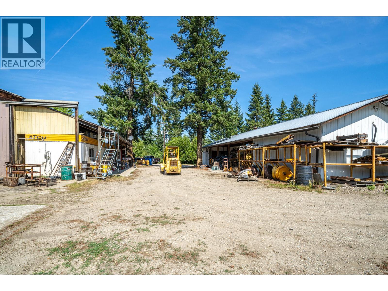 4274 97a Highway, Spallumcheen, British Columbia  V4Y 0S4 - Photo 10 - 10398463