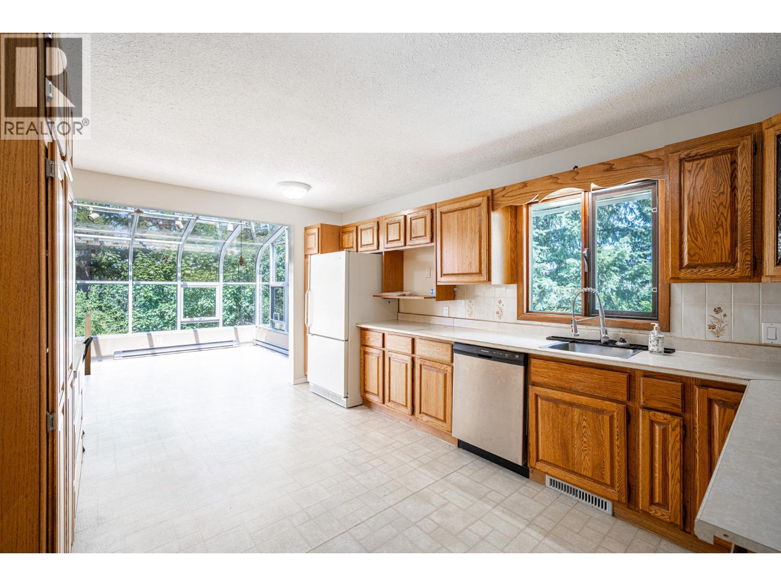 4274 97a Highway, Spallumcheen, British Columbia  V4Y 0S4 - Photo 45 - 10398463