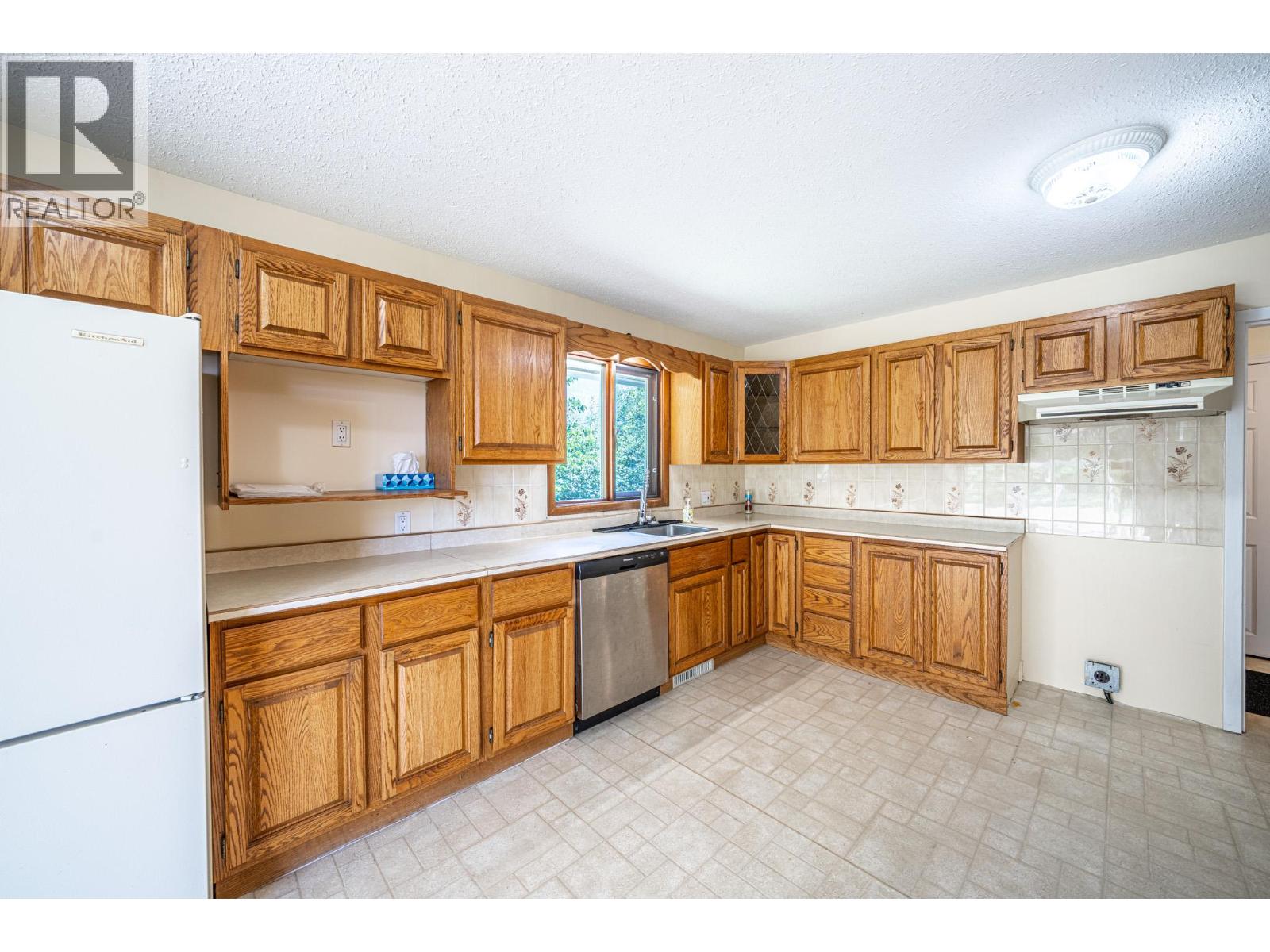 4274 97a Highway, Spallumcheen, British Columbia  V4Y 0S4 - Photo 48 - 10398463