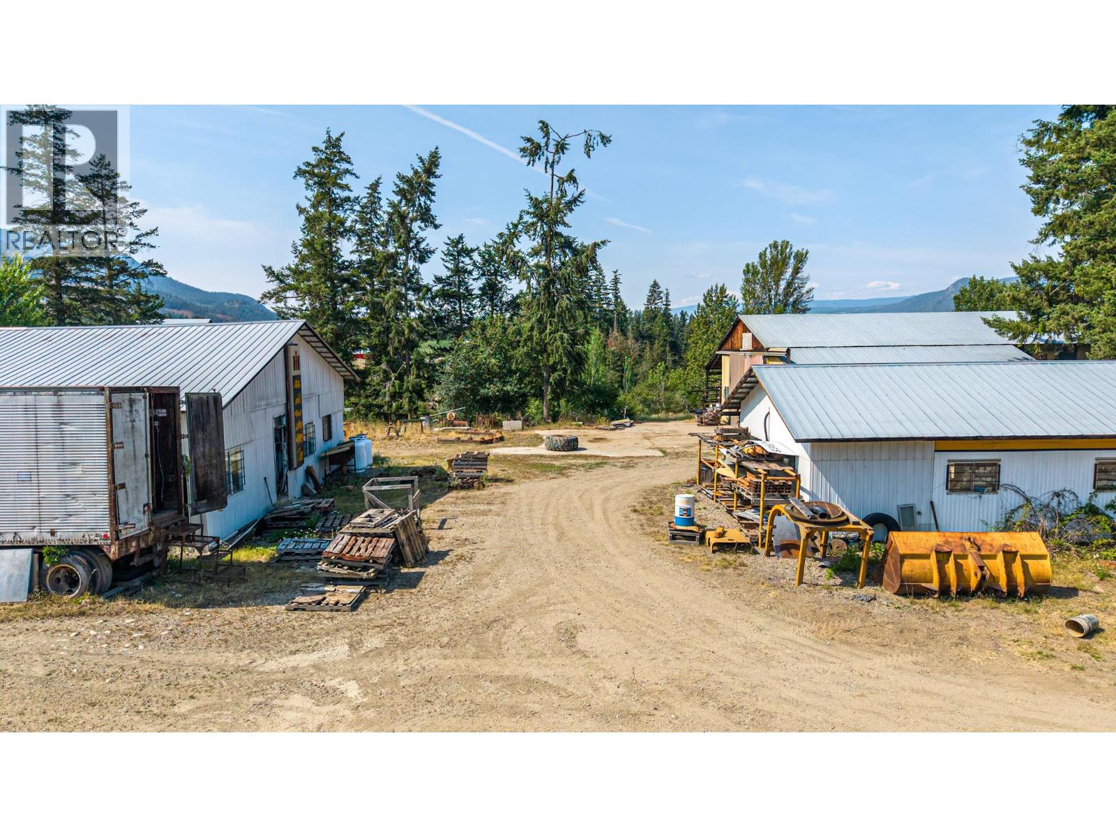 4274 97a Highway, Spallumcheen, British Columbia  V4Y 0S4 - Photo 74 - 10398463