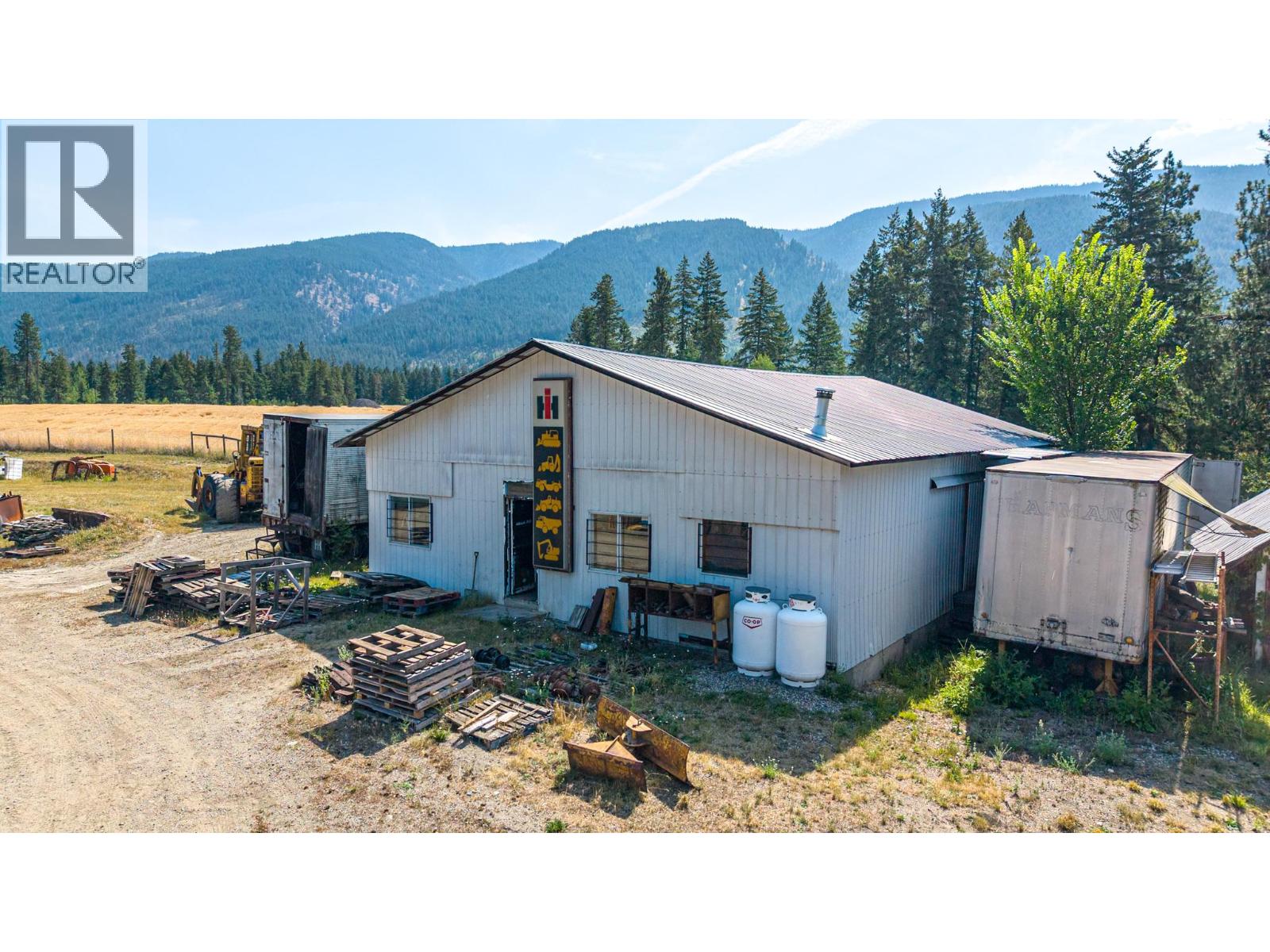 4274 97a Highway, Spallumcheen, British Columbia  V4Y 0S4 - Photo 78 - 10398463