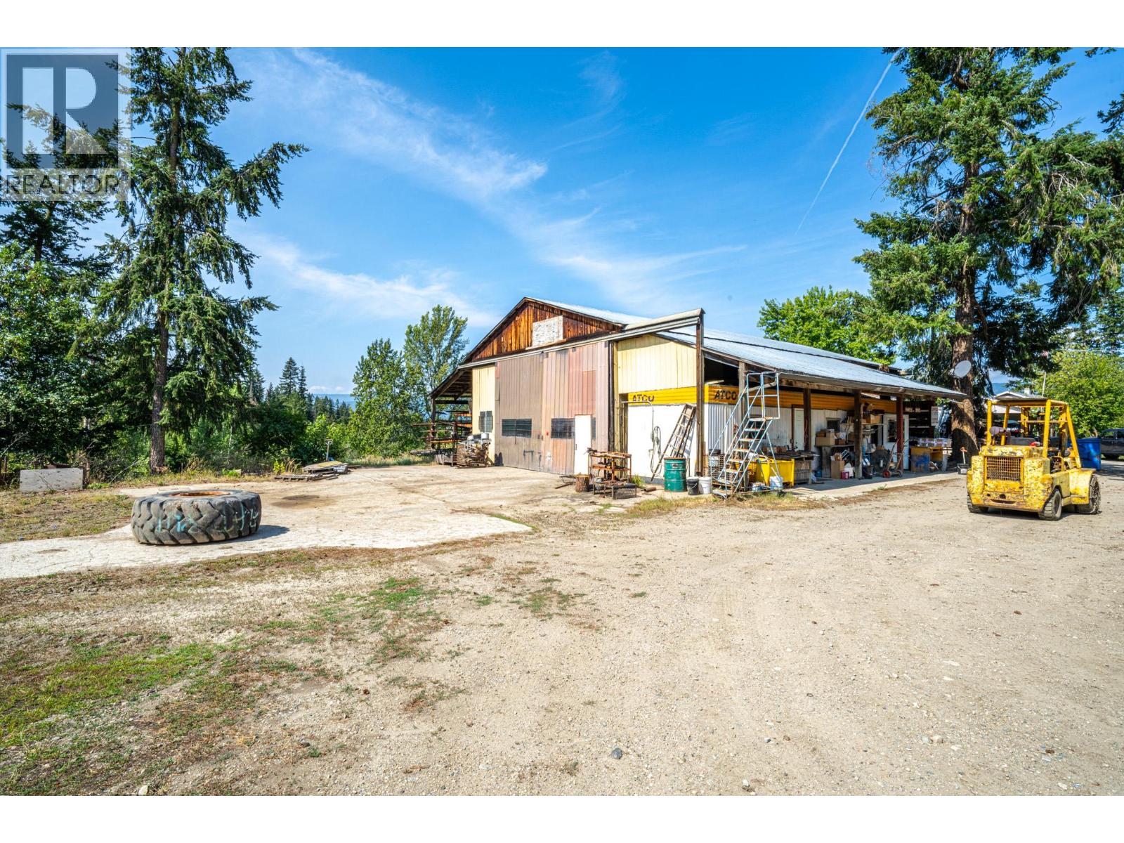 4274 97a Highway, Spallumcheen, British Columbia  V4Y 0S4 - Photo 8 - 10398463