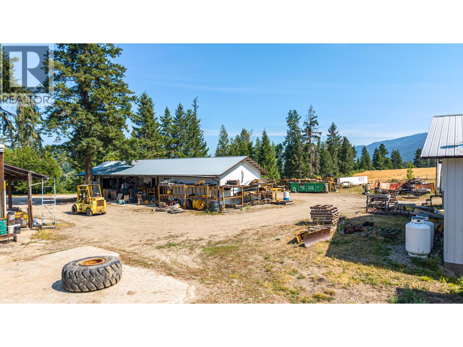 4274 97a Highway, Spallumcheen, British Columbia  V4Y 0S4 - Photo 82 - 10398463