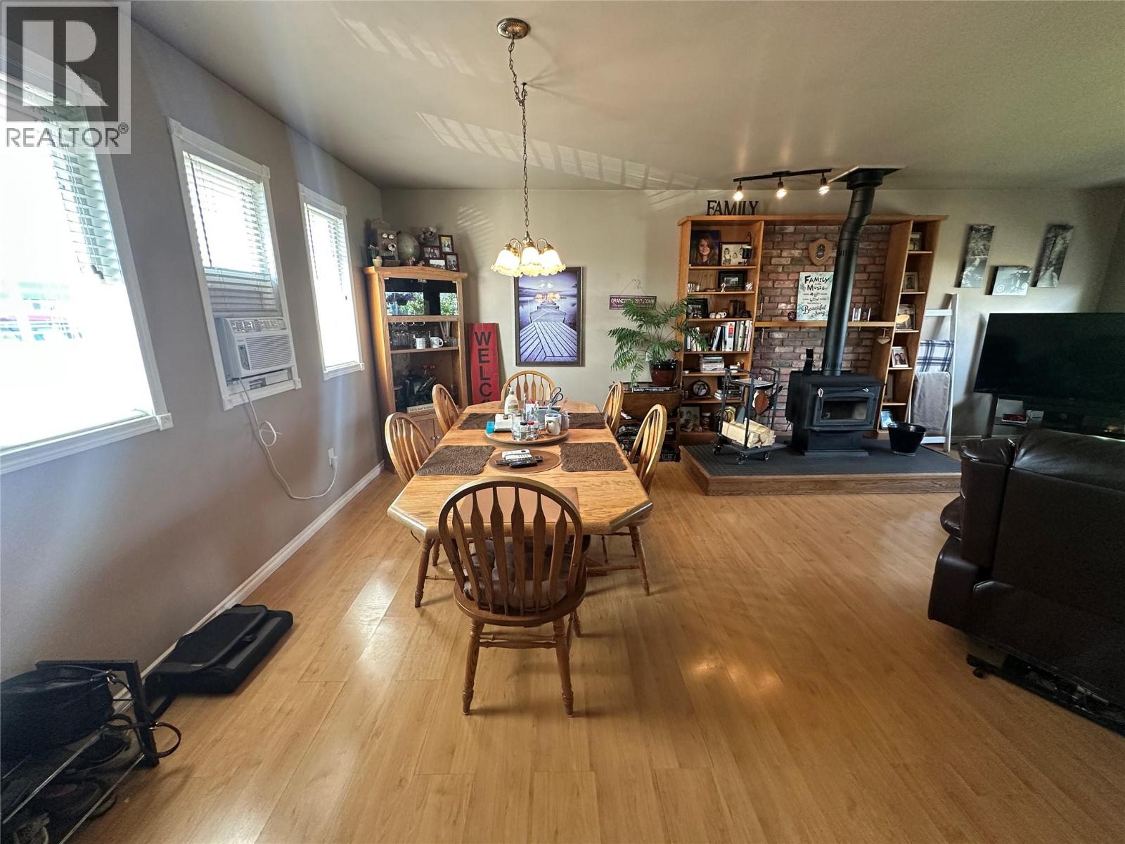 11324 13a Street, Dawson Creek, British Columbia  V1G 3X7 - Photo 3 - 10398509