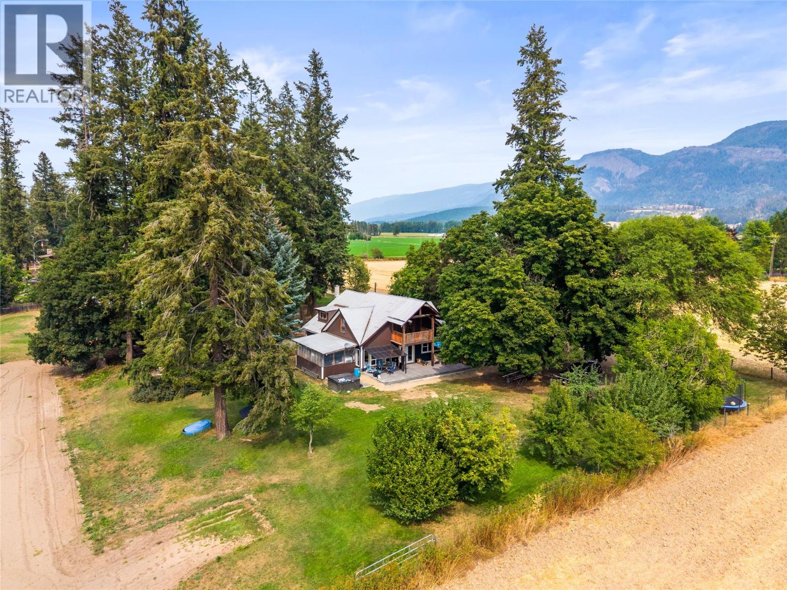 218 Anderson Road, Enderby, British Columbia  V0E 1V4 - Photo 10 - 10398500
