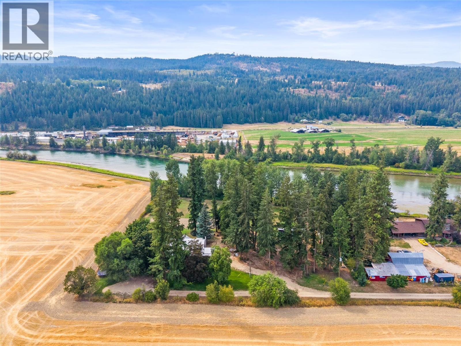 218 Anderson Road, Enderby, British Columbia  V0E 1V4 - Photo 2 - 10398500