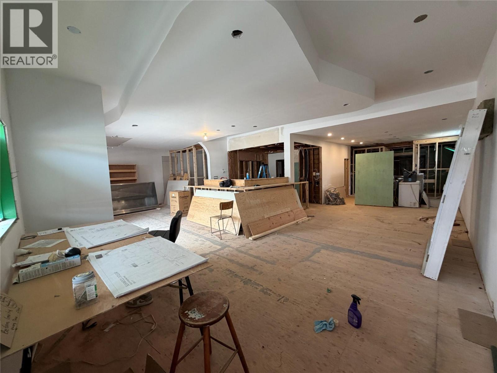 198 Columbia Avenue, Castlegar, British Columbia  V1N 1V6 - Photo 5 - 10398225