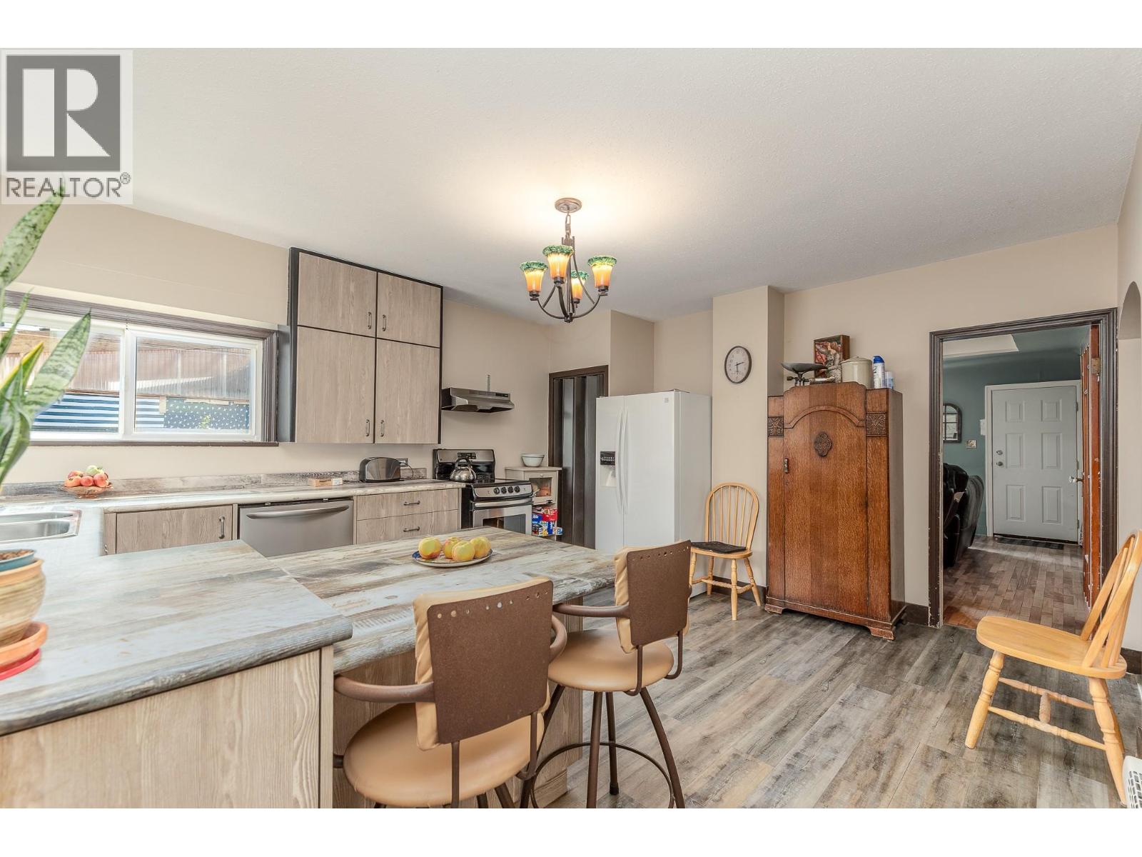 174 Bassett Street, Penticton, British Columbia  V2A 5W2 - Photo 16 - 10397640