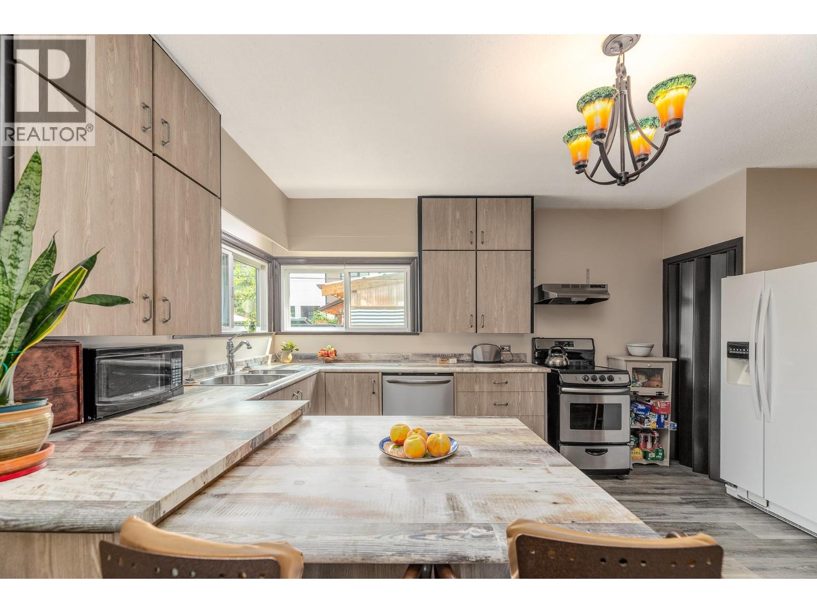 174 Bassett Street, Penticton, British Columbia  V2A 5W2 - Photo 17 - 10397640