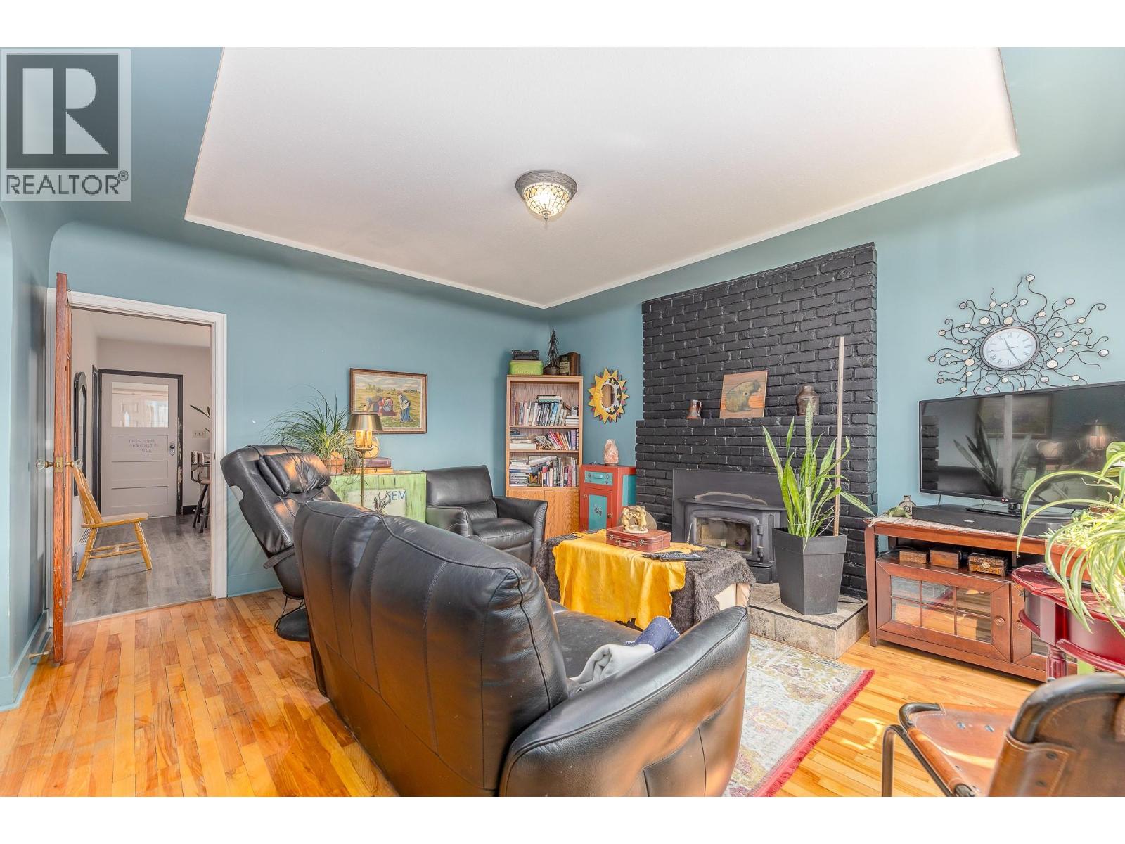 174 Bassett Street, Penticton, British Columbia  V2A 5W2 - Photo 8 - 10397640