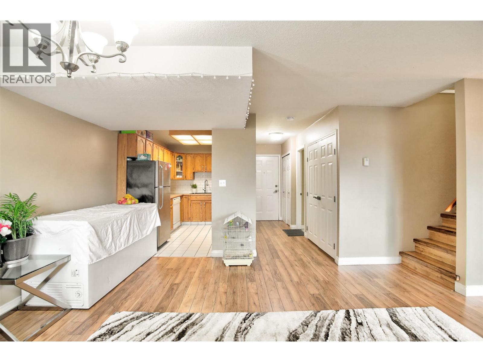 95 Eckhardt Avenue Unit# 203, Penticton, British Columbia  V2A 8L2 - Photo 6 - 10398505