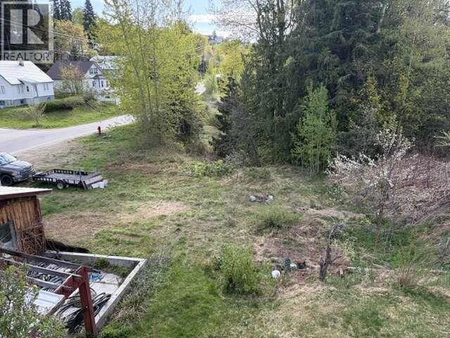 1755 Cook Avenue, Rossland, British Columbia  V0G 1Y0 - Photo 2 - 10398513
