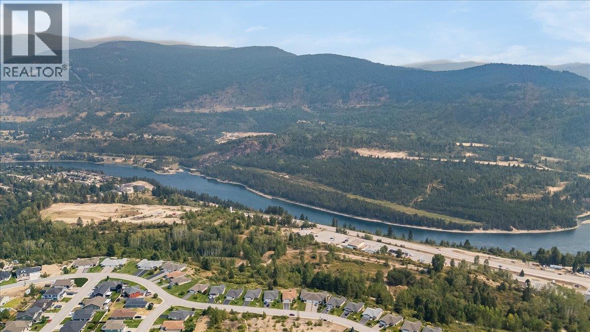 4200 Grandview Drive Unit# 131, Castlegar, British Columbia  V1N 4X6 - Photo 5 - 10398456