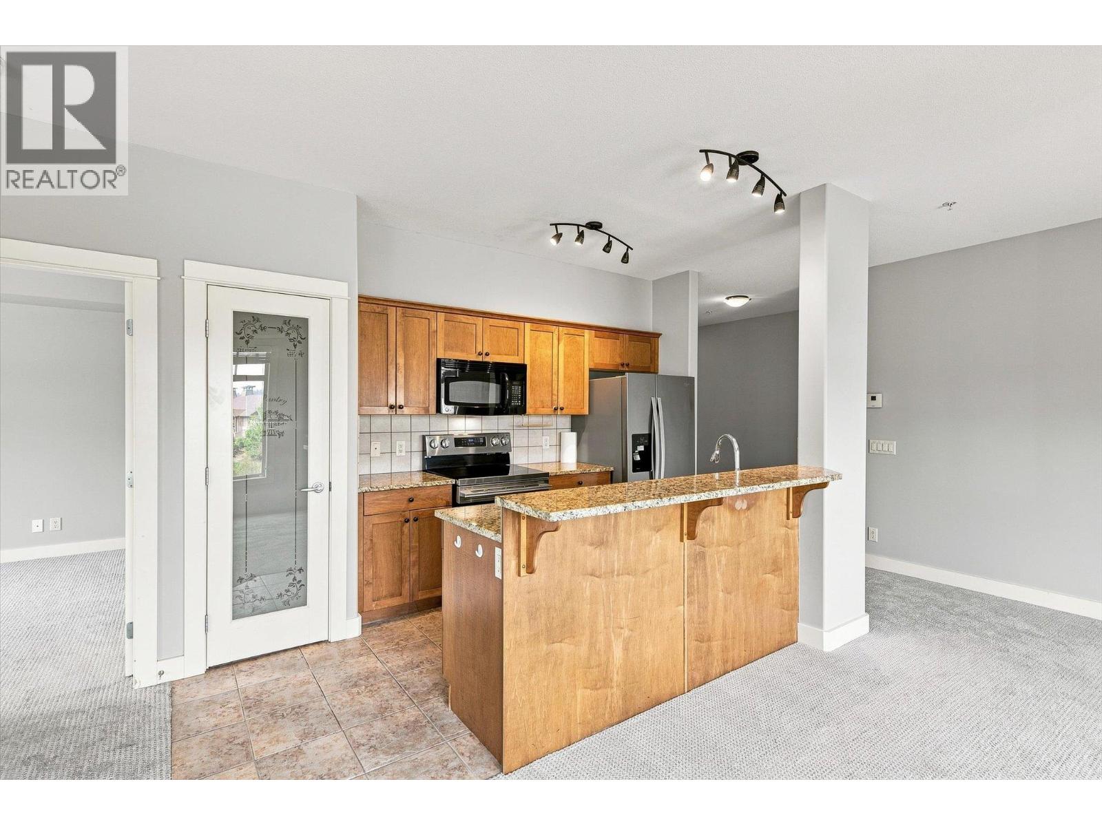 2551 Shoreline Drive Unit# 318, Lake Country, British Columbia  V4V 2P2 - Photo 10 - 10398359
