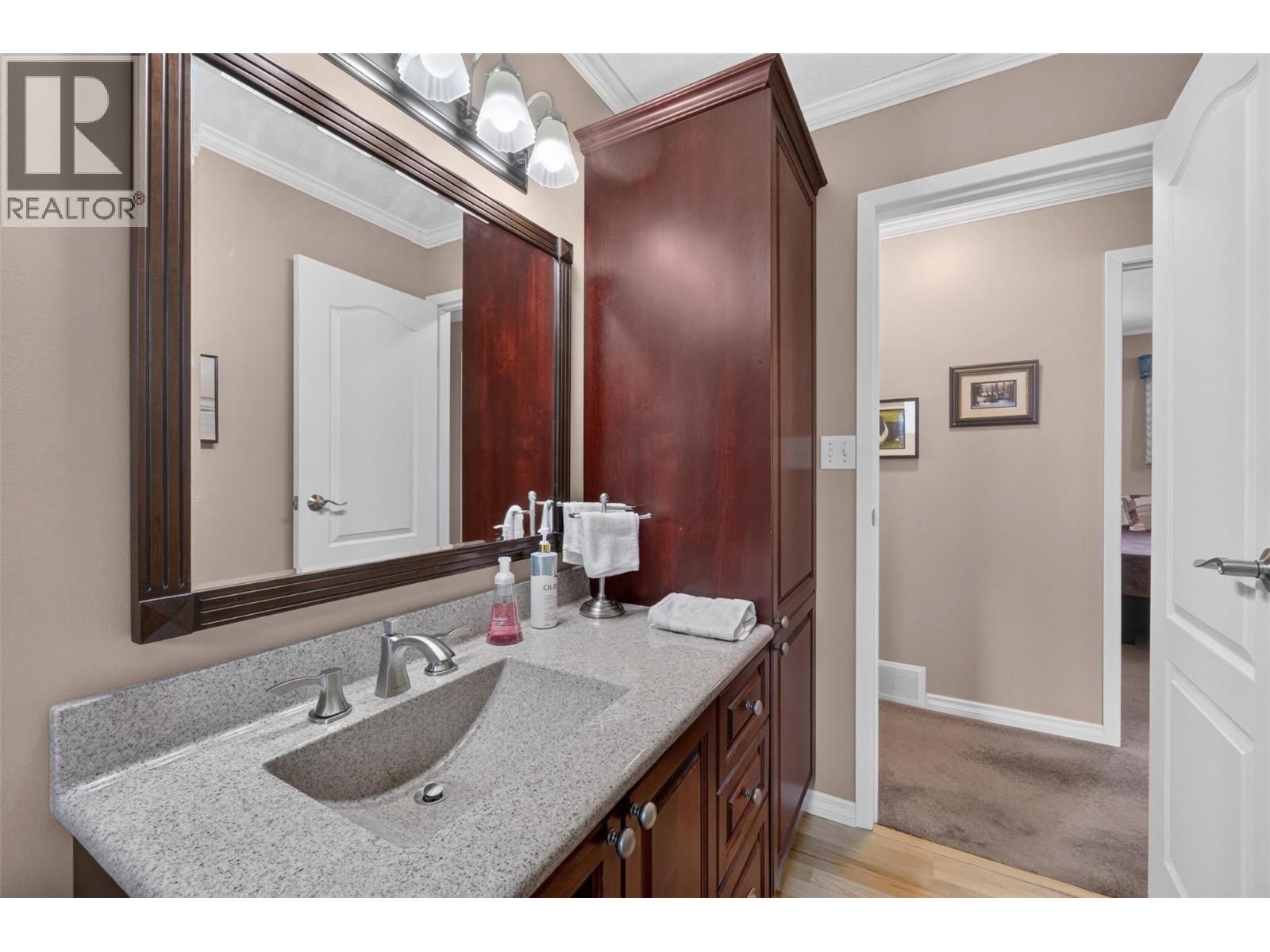 2730 5 Avenue Ne, Salmon Arm, British Columbia  V1E 2K3 - Photo 26 - 10398236