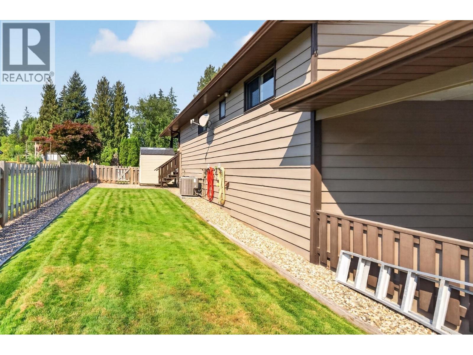 2730 5 Avenue Ne, Salmon Arm, British Columbia  V1E 2K3 - Photo 7 - 10398236