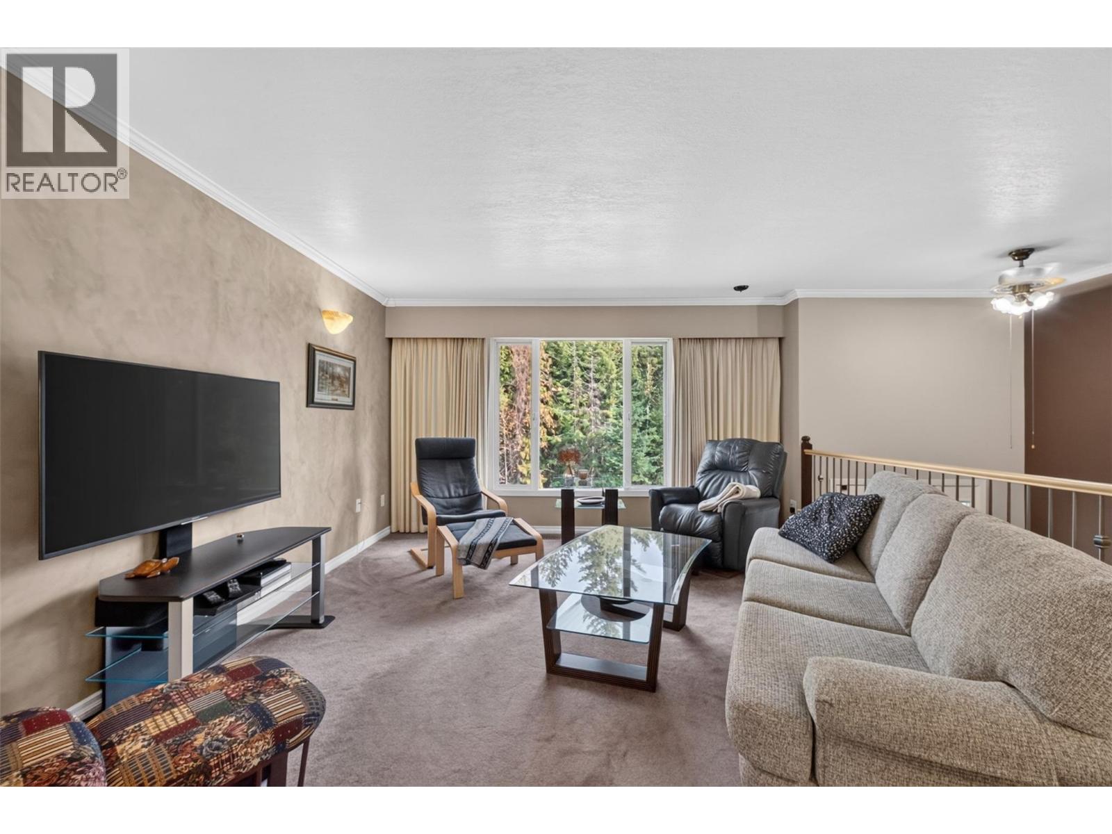 2730 5 Avenue Ne, Salmon Arm, British Columbia  V1E 2K3 - Photo 8 - 10398236