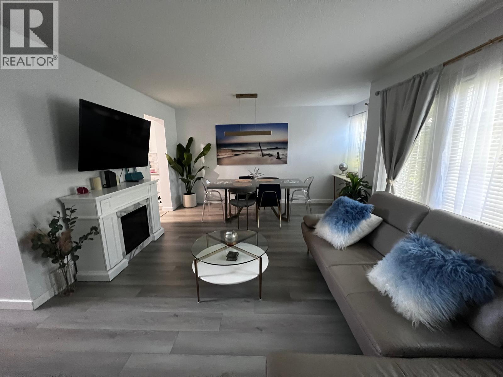 2020 Robson Place Unit# 14, Kamloops, British Columbia  V2C 2N2 - Photo 1 - 10398469