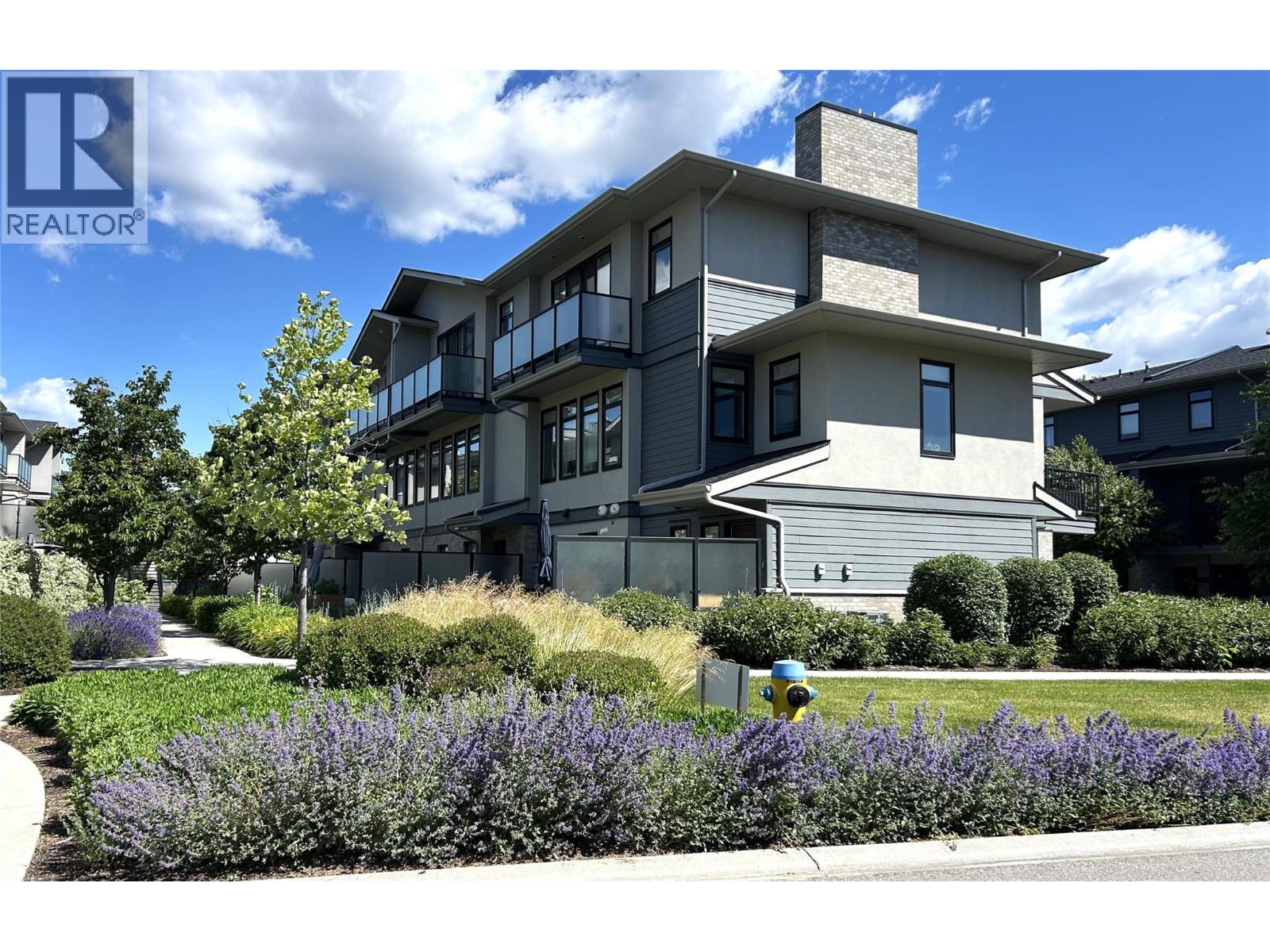 1102 Cameron Avenue Unit# 144, Kelowna, British Columbia  V1Y 0B2 - Photo 2 - 10398361