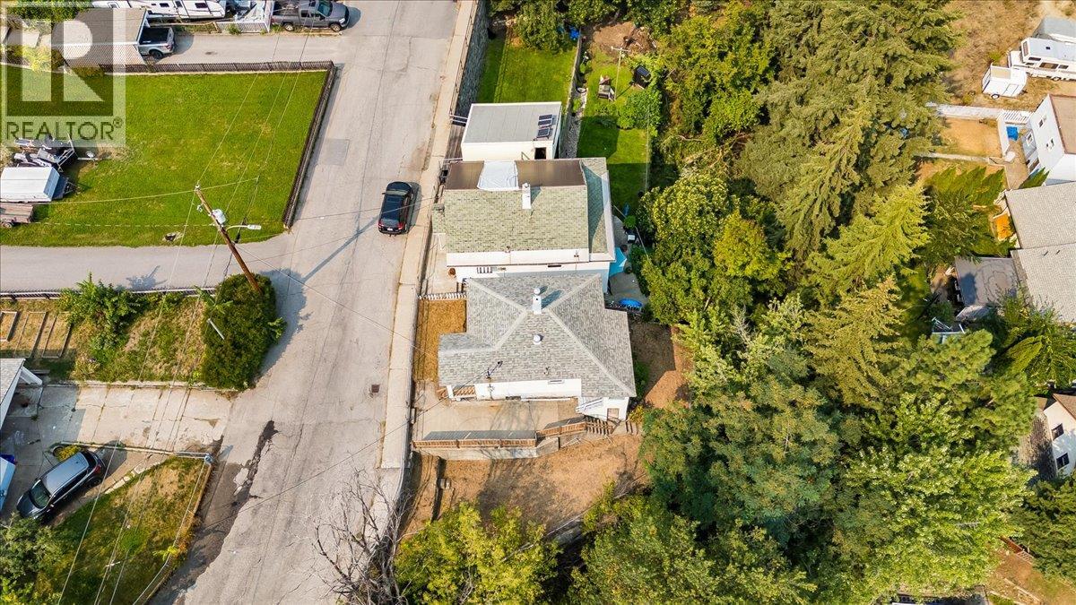 795 Binns Street, Trail, British Columbia  V1R 3G6 - Photo 33 - 10398503