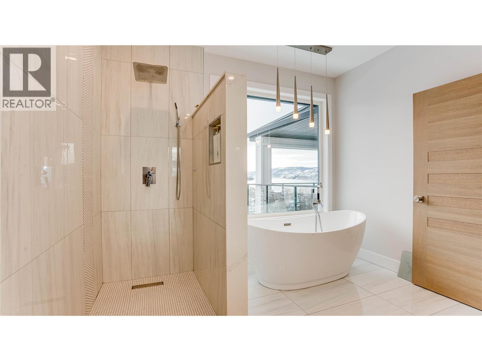 8792 Cortland Place, Coldstream, British Columbia  V1B 4B8 - Photo 43 - 10398519