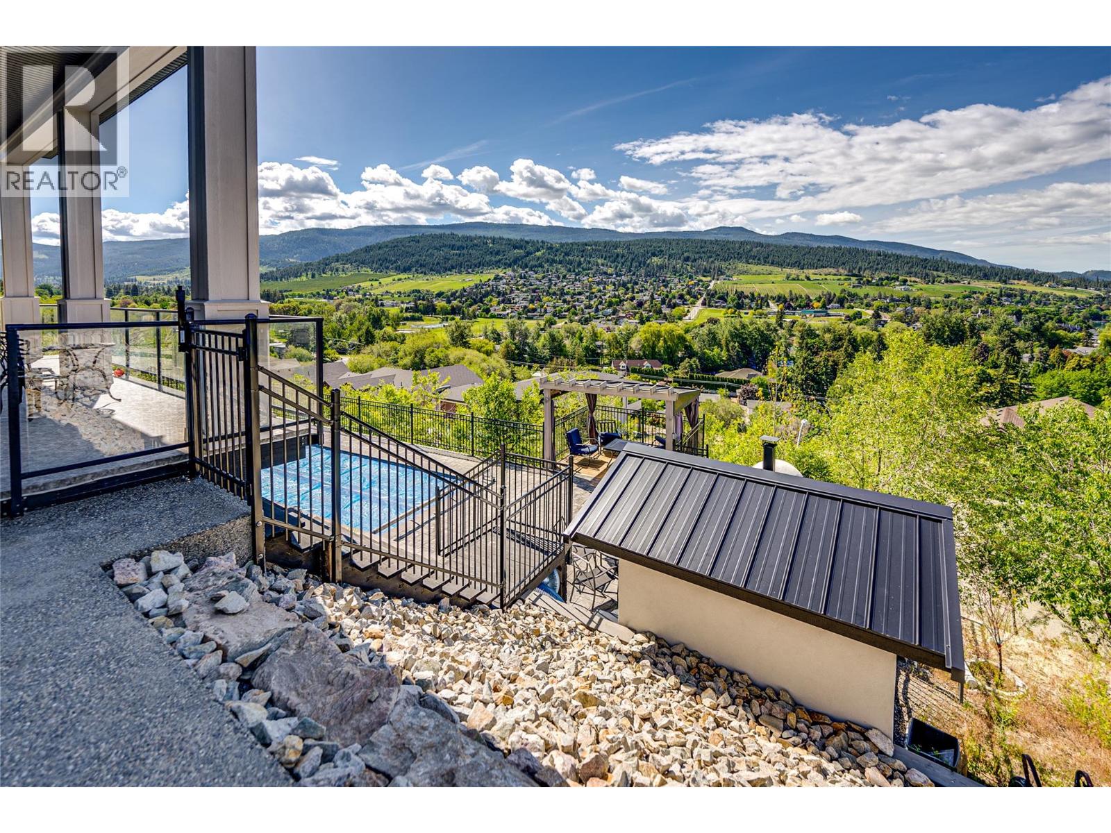 8792 Cortland Place, Coldstream, British Columbia  V1B 4B8 - Photo 93 - 10398519