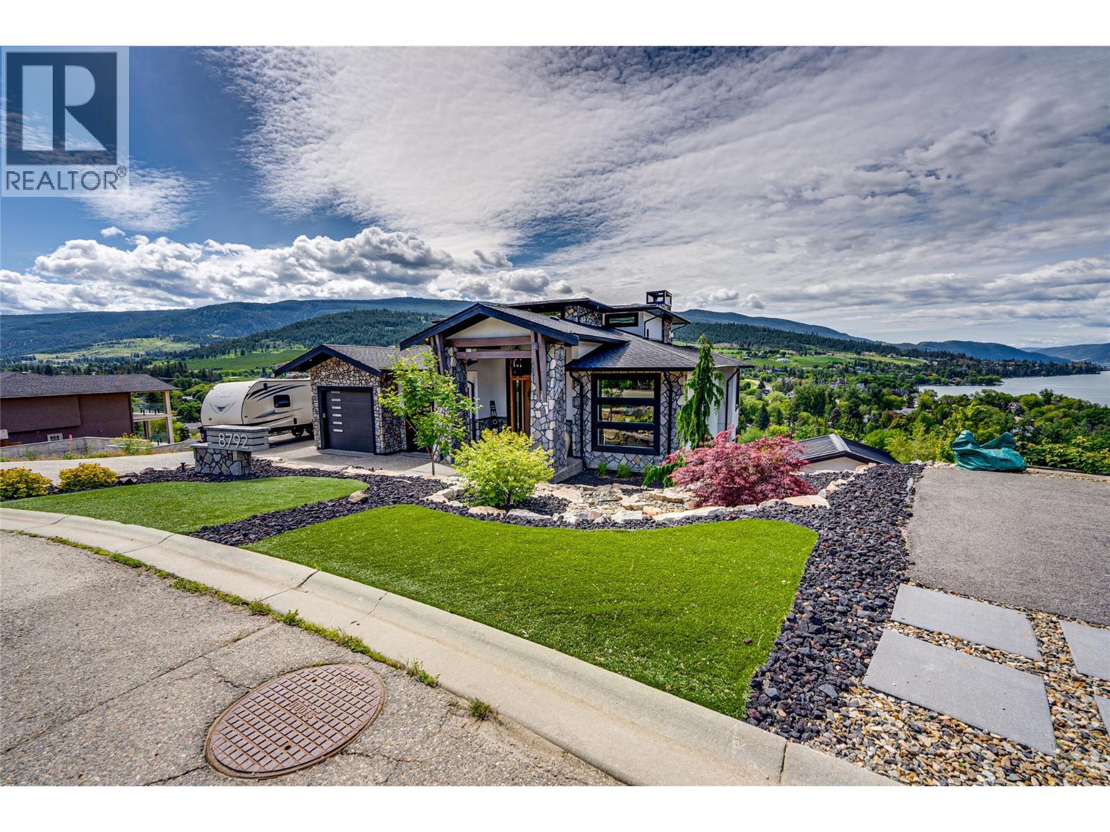 8792 Cortland Place, Coldstream, British Columbia  V1B 4B8 - Photo 99 - 10398519