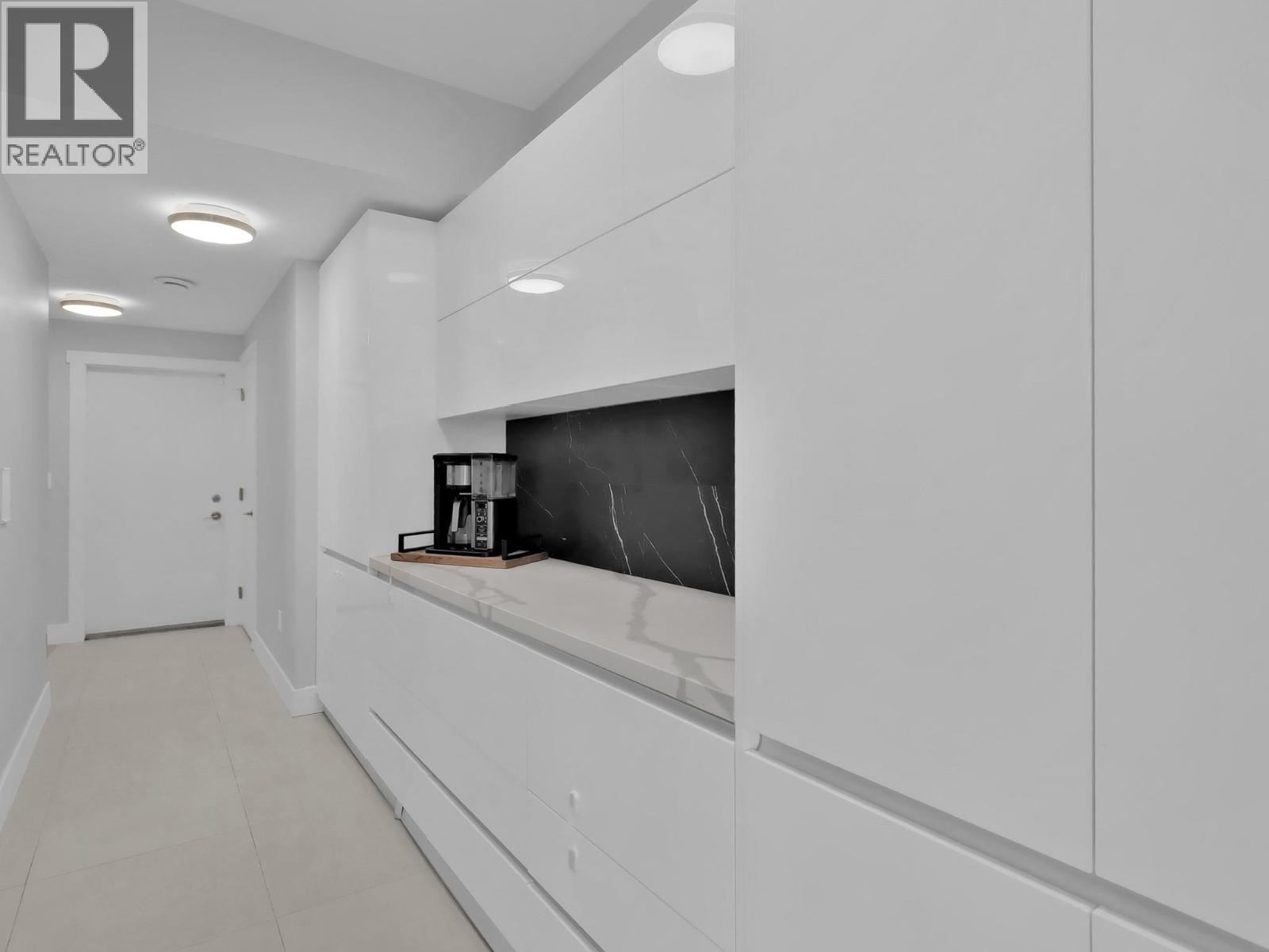 550 Barra Lane, Kelowna, British Columbia  V1P 1T3 - Photo 19 - 10398533