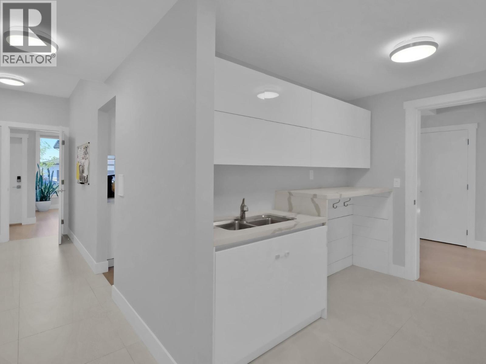 550 Barra Lane, Kelowna, British Columbia  V1P 1T3 - Photo 20 - 10398533