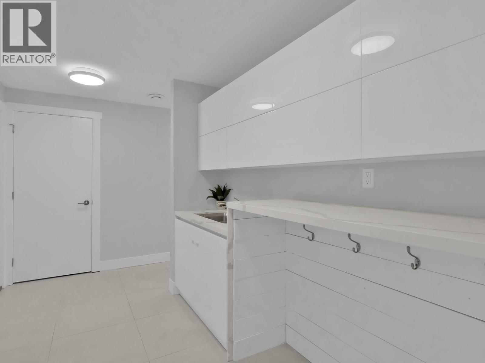 550 Barra Lane, Kelowna, British Columbia  V1P 1T3 - Photo 23 - 10398533