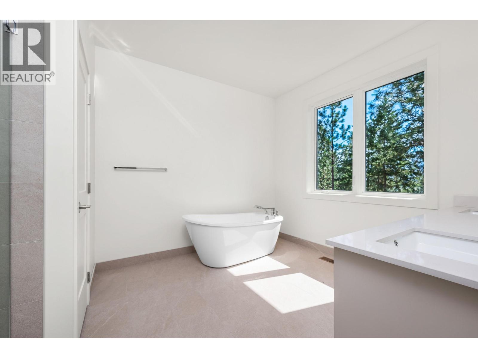 4832 Gulch Road, Spallumcheen, British Columbia  V4Y 0V1 - Photo 21 - 10398242