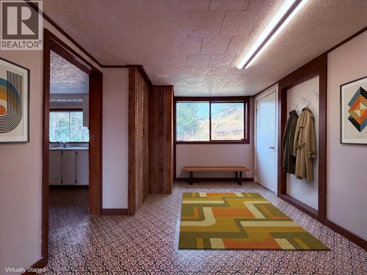 5740 95 Highway, Edgewater, British Columbia  V0A 1E0 - Photo 30 - 10398525