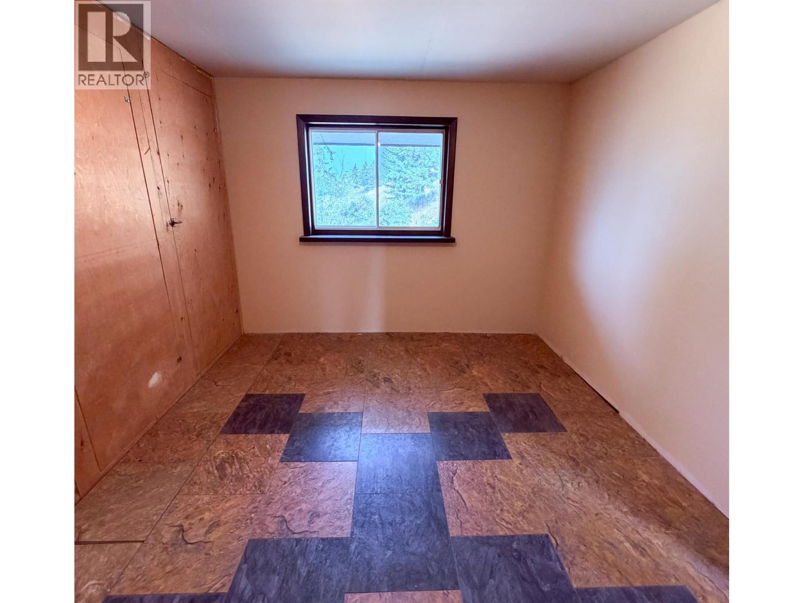 5740 95 Highway, Edgewater, British Columbia  V0A 1E0 - Photo 40 - 10398525