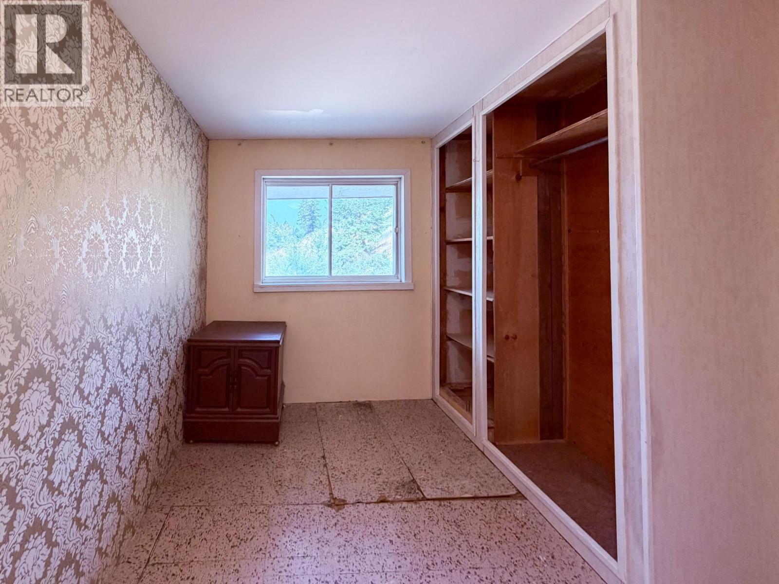 5740 95 Highway, Edgewater, British Columbia  V0A 1E0 - Photo 43 - 10398525