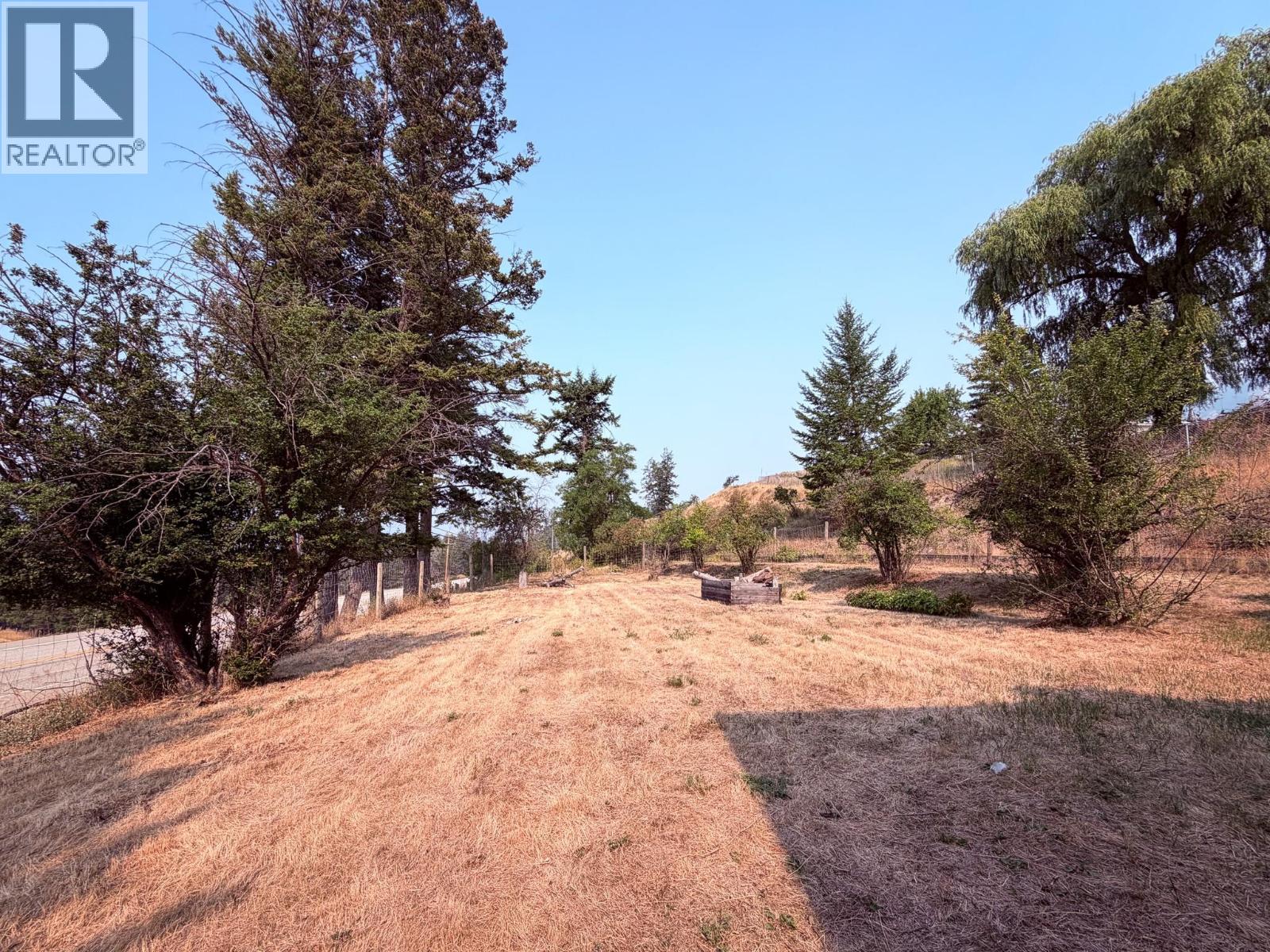 5740 95 Highway, Edgewater, British Columbia  V0A 1E0 - Photo 49 - 10398525