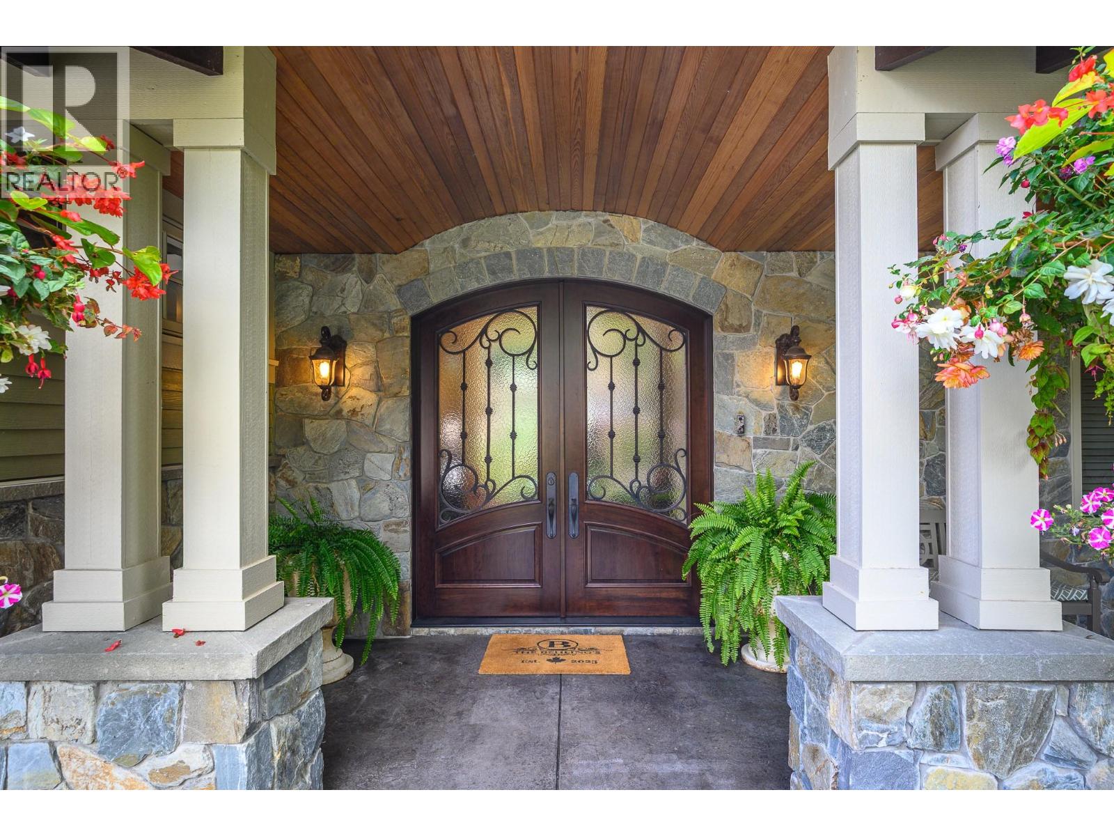 602 Falcon Point Way, Vernon, British Columbia  V1H 2H7 - Photo 13 - 10398517