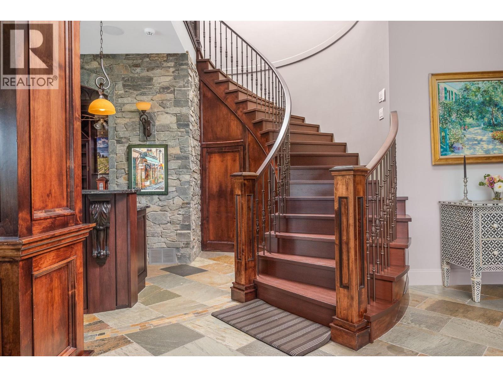 602 Falcon Point Way, Vernon, British Columbia  V1H 2H7 - Photo 48 - 10398517
