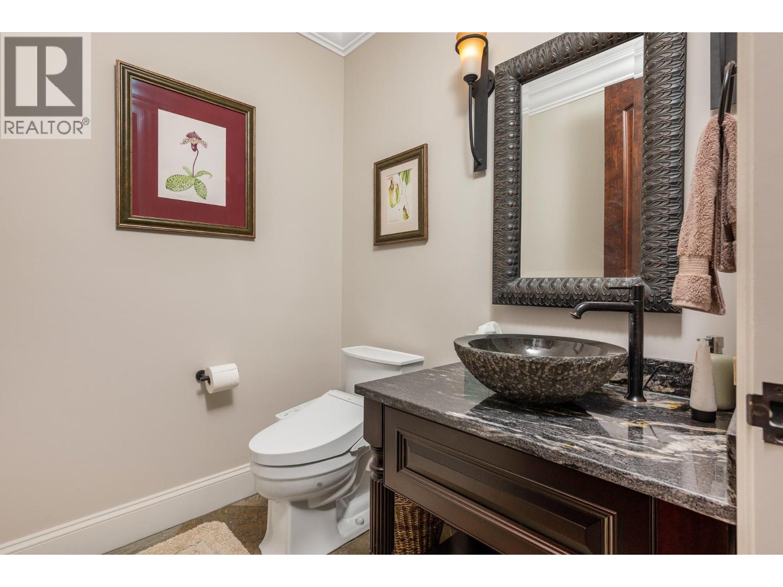 602 Falcon Point Way, Vernon, British Columbia  V1H 2H7 - Photo 68 - 10398517